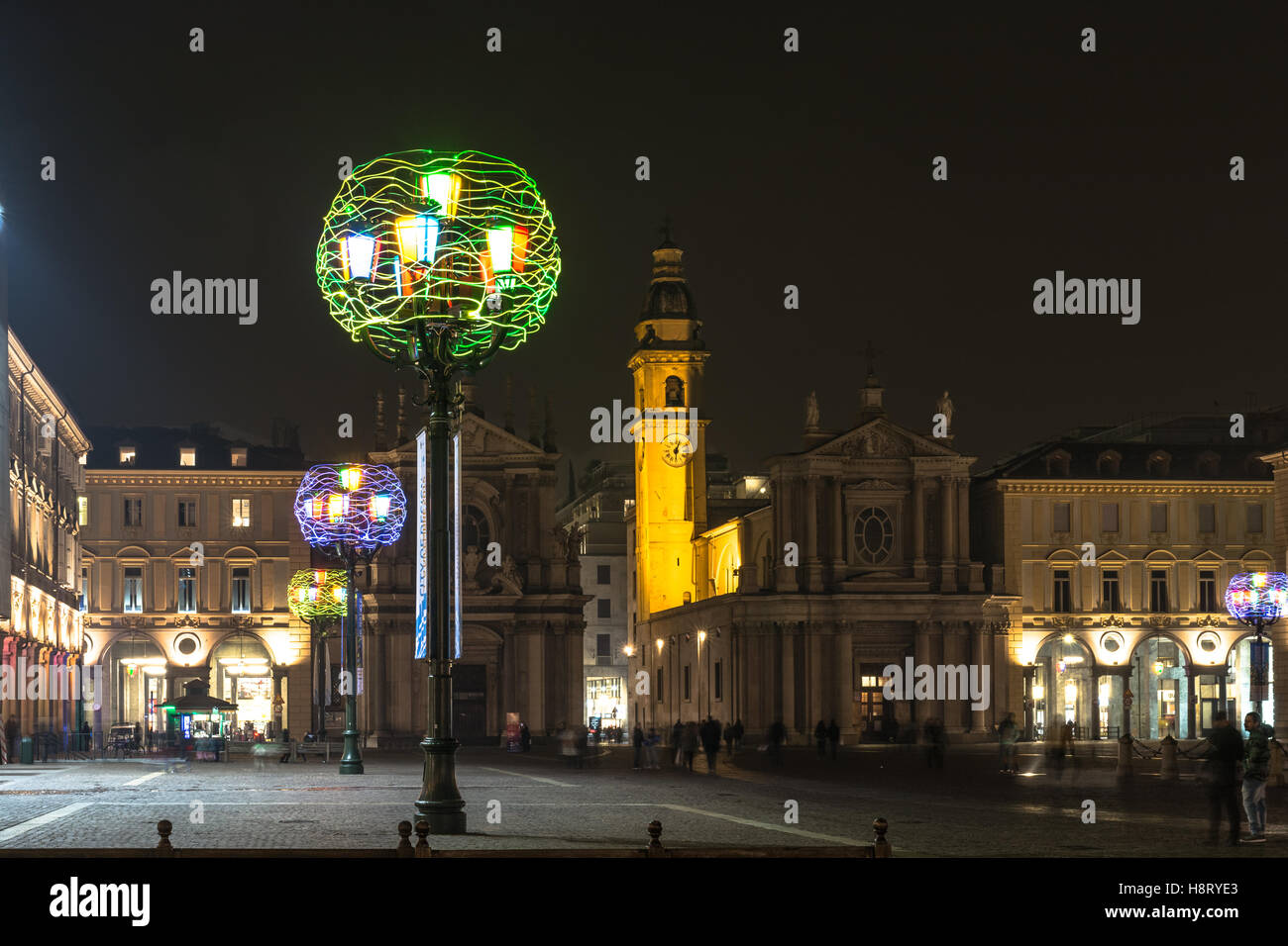 Piazza San Carlo At Christmas Time In Turin Italy Stock Photo Alamy piazza-san-carlo-at-christmas-time-in-turin-italy-stock-photo-alamy