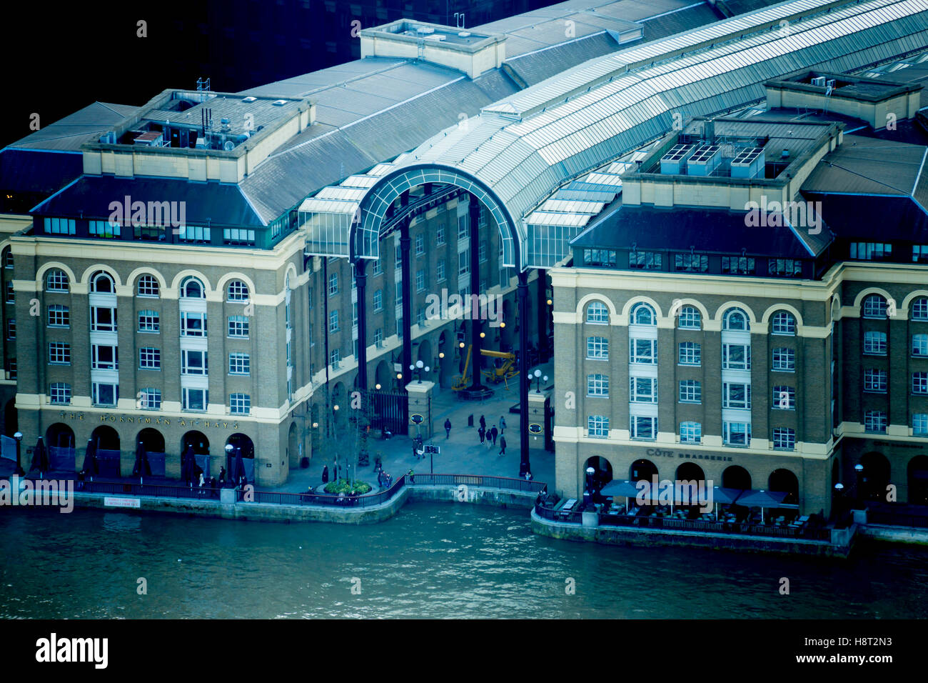 Hays galleria shopping mall hi-res stock photography and images - Alamy