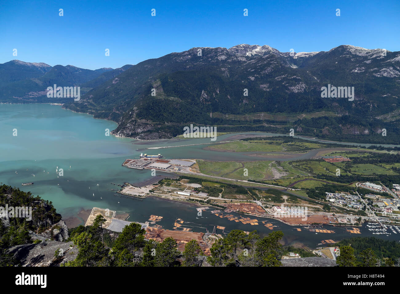 View of South Squamish from the Stawamus Chief Stock Photo