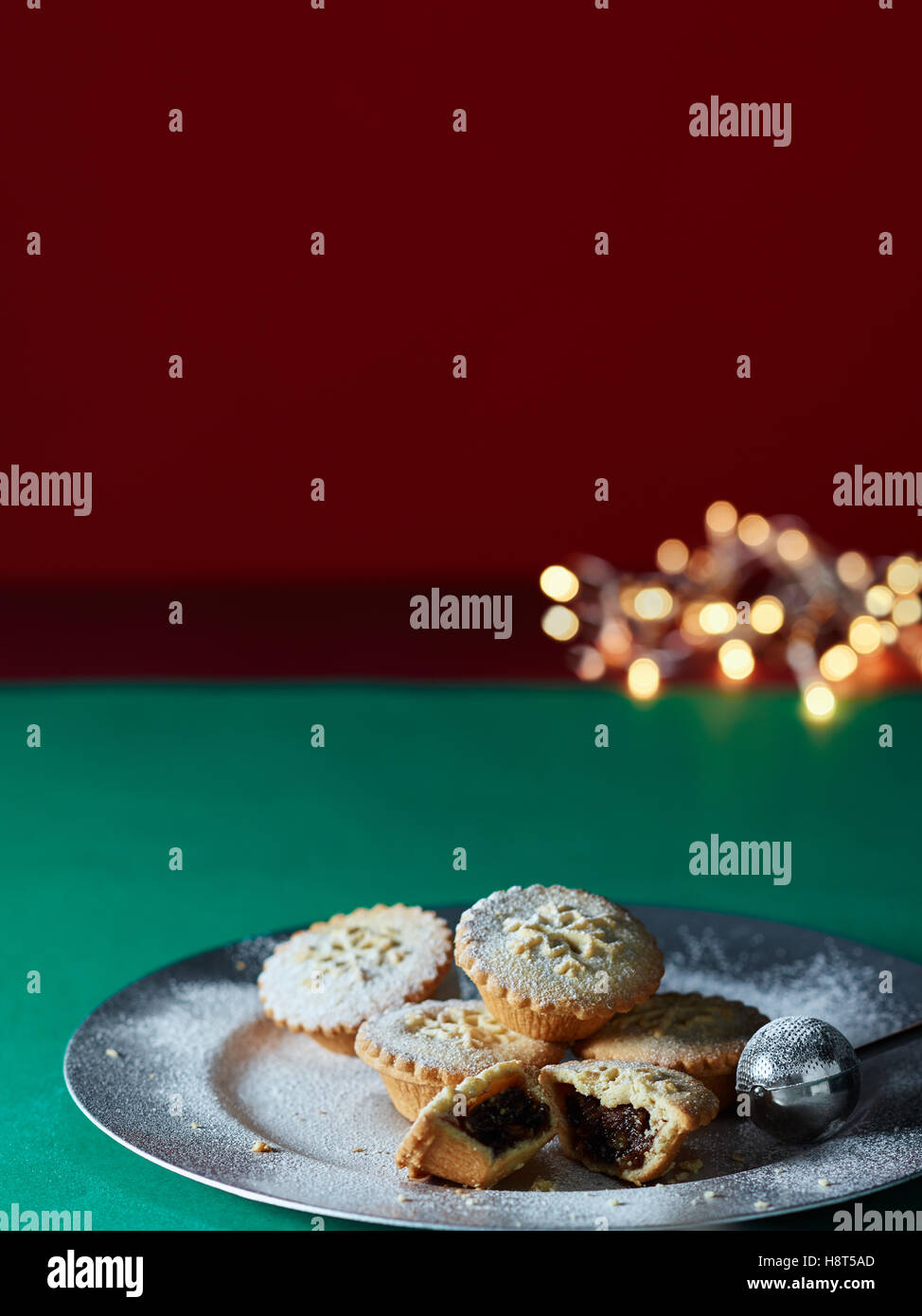 Mince pies and Christmas lights Stock Photo - Alamy
