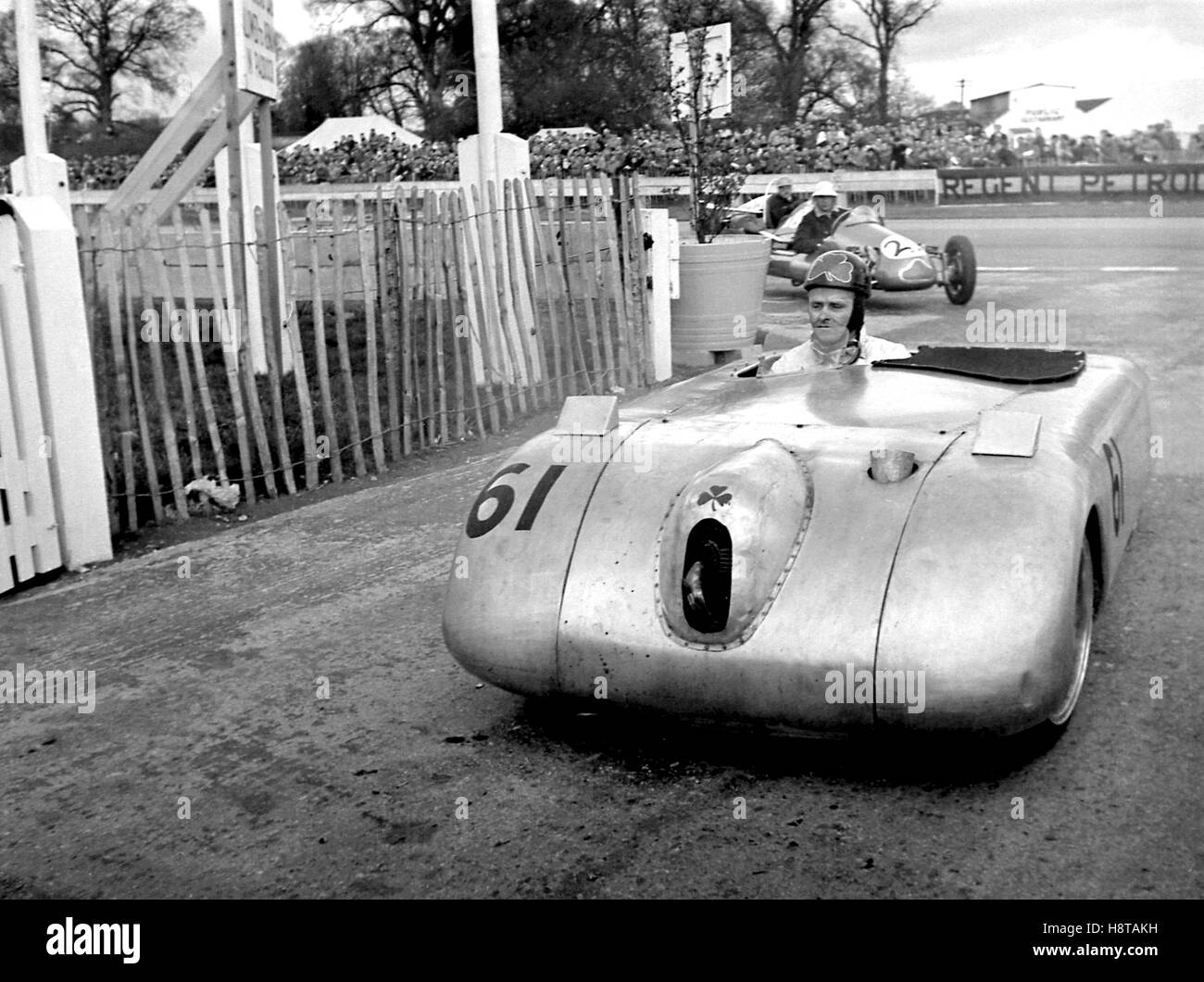Goodwood pits Black and White Stock Photos & Images Alamy