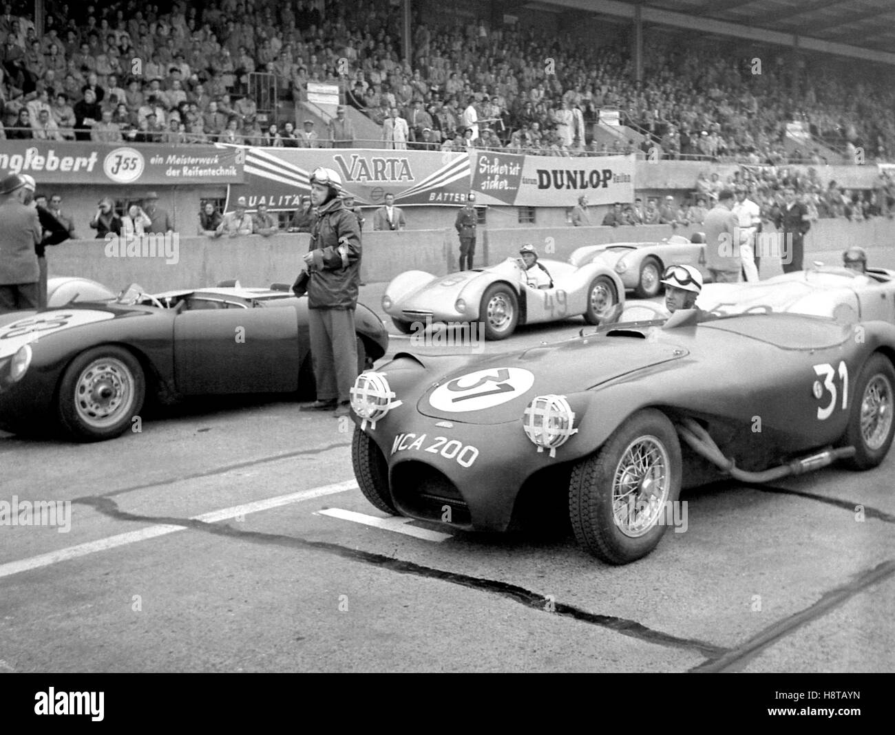 1954 BERLIN GP SPORTS KEN McALPINE CONNAUGHT ALSR GRID Stock Photo