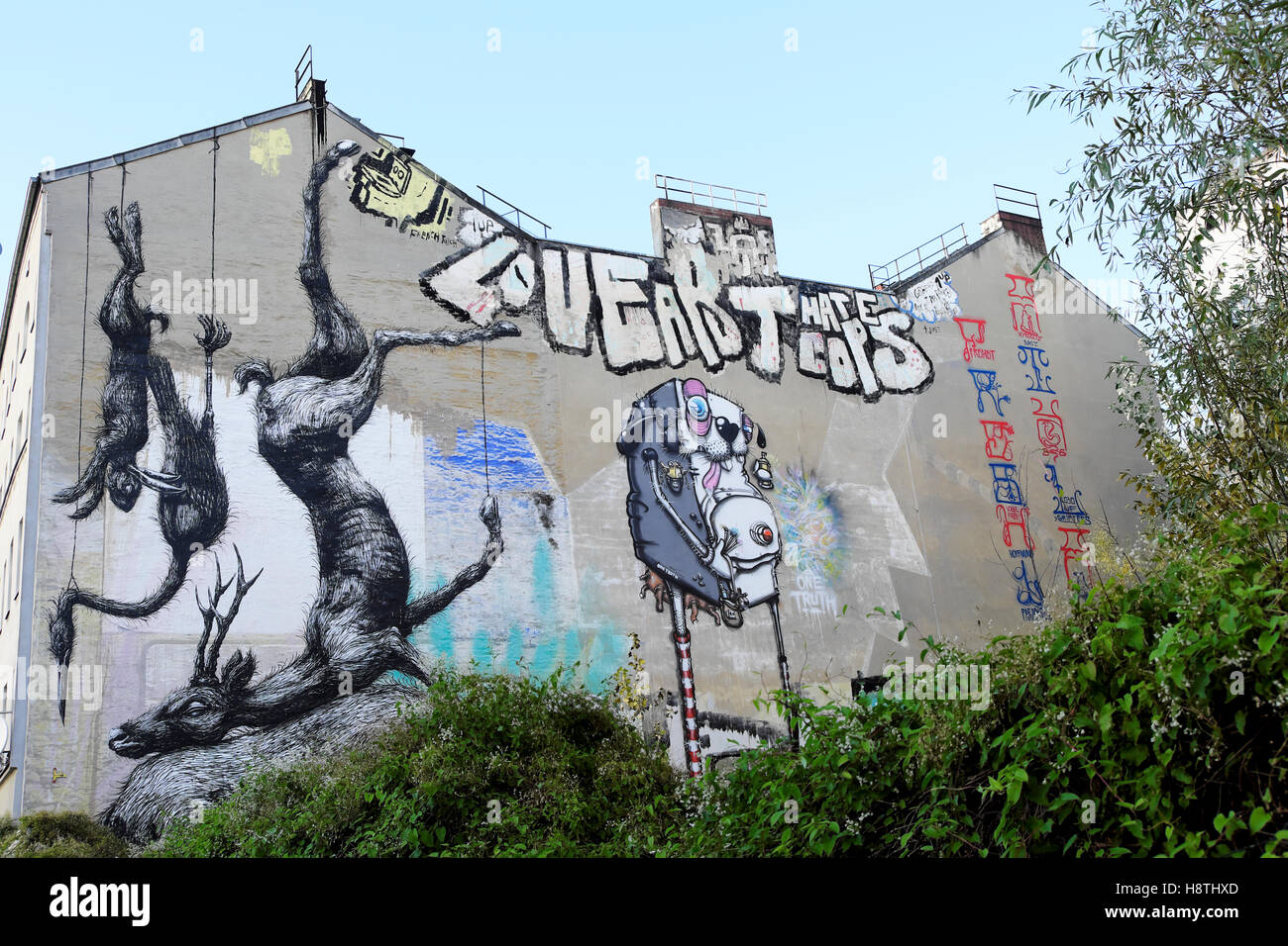 Roa street art graffiti wall painting dead animals hanging on side of a building in Kreuzberg, Berlin, Germany KATHY DEWITT Stock Photo - Alamy Roa street art graffiti wall painting dead animals hanging on side of a building in Kreuzberg, Berlin, Germany KATHY DEWITT Stock Photo - Alamy