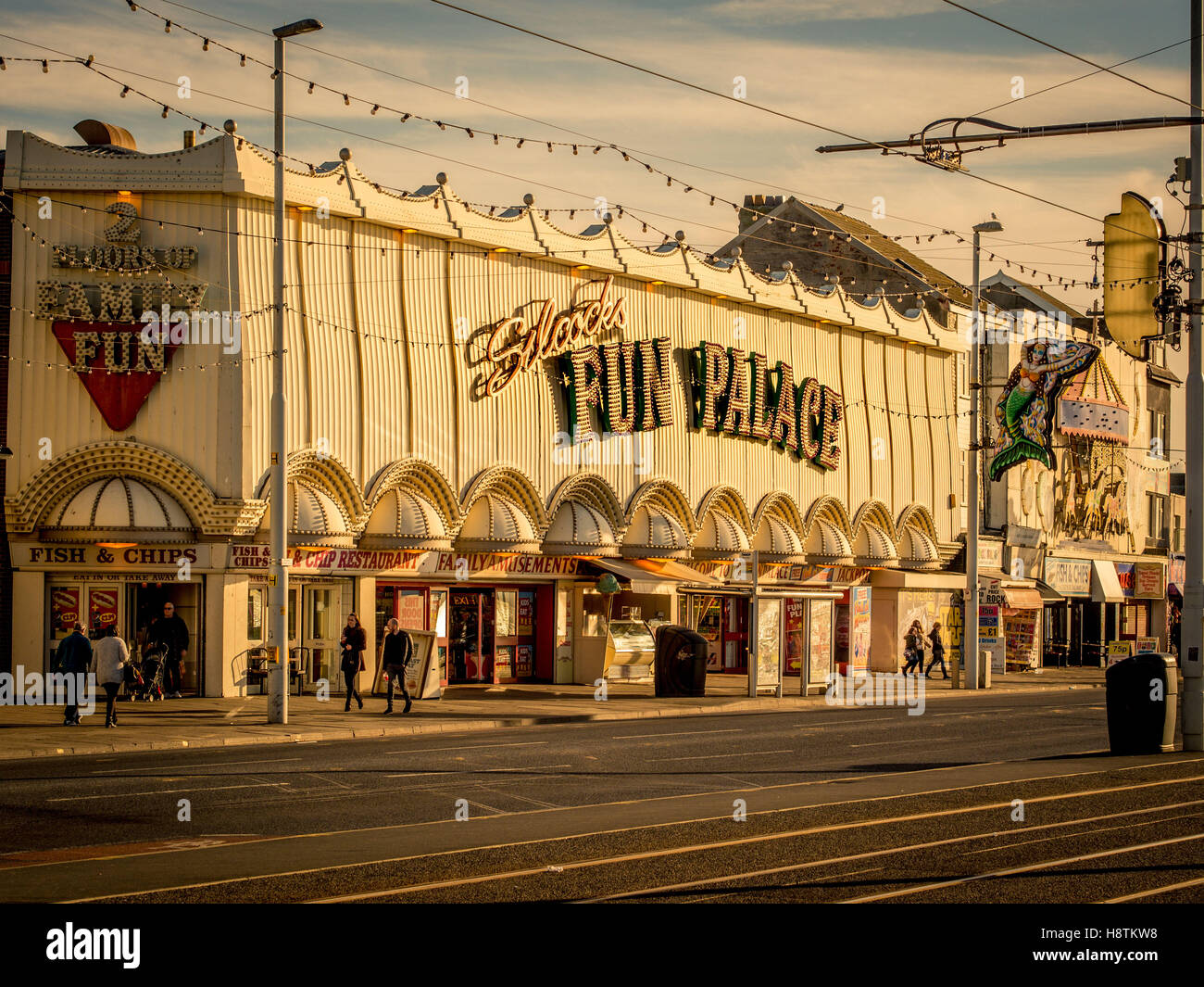 Fun Palace bingo and amusements, Promenade, Blackpool, Lancashire, UK. Stock Photo