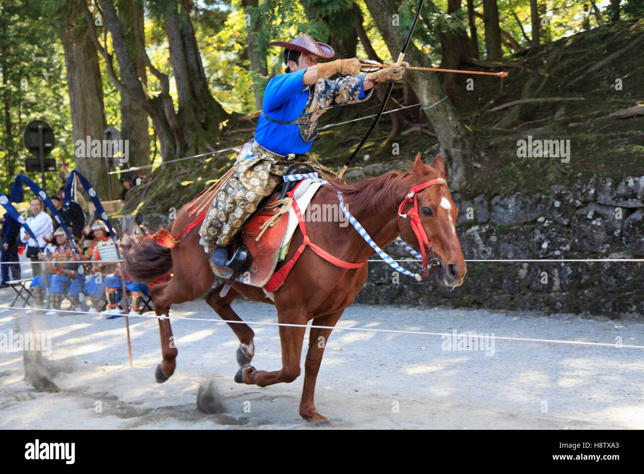 Japan, Nikko, festival, Yabusame, horseback archery Stock Photo Alamy
