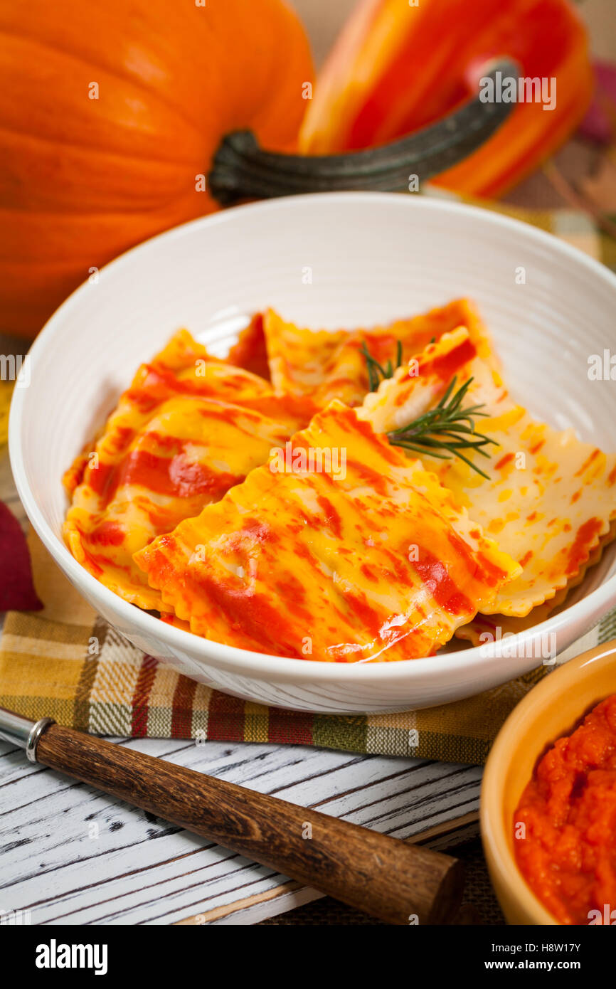 Roasted Pumpkin Ravioli Stock Photo - Alamy