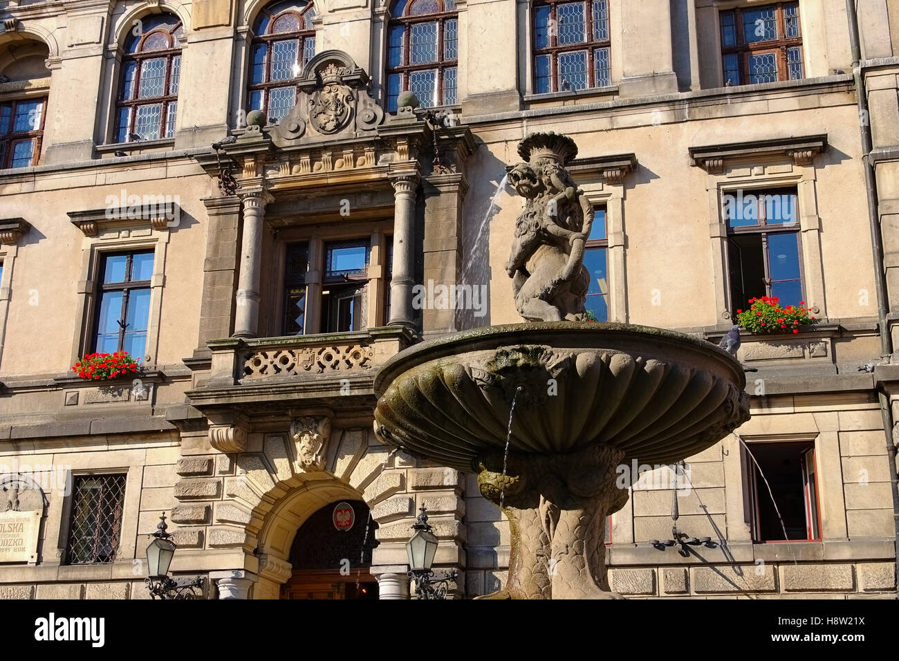 Glatz Brunnen am Rathaus - the town Klodzko (Glatz) in Silesia, Poland, fountain and Town Hall Stock Photo