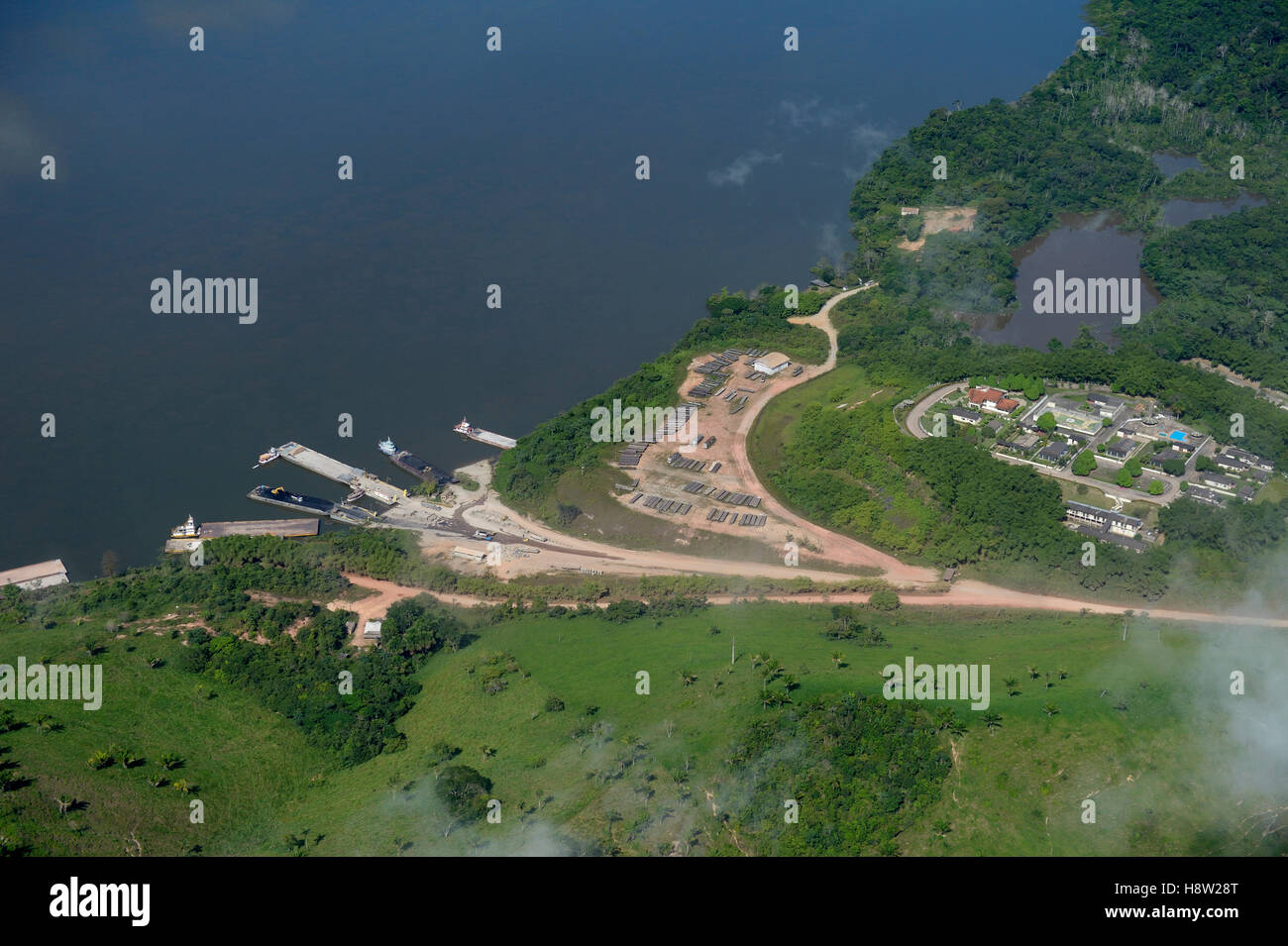 Harbor, illegally logged timber transport, Amazon rainforest, Itaituba District, Pará, Brazil Stock Photo