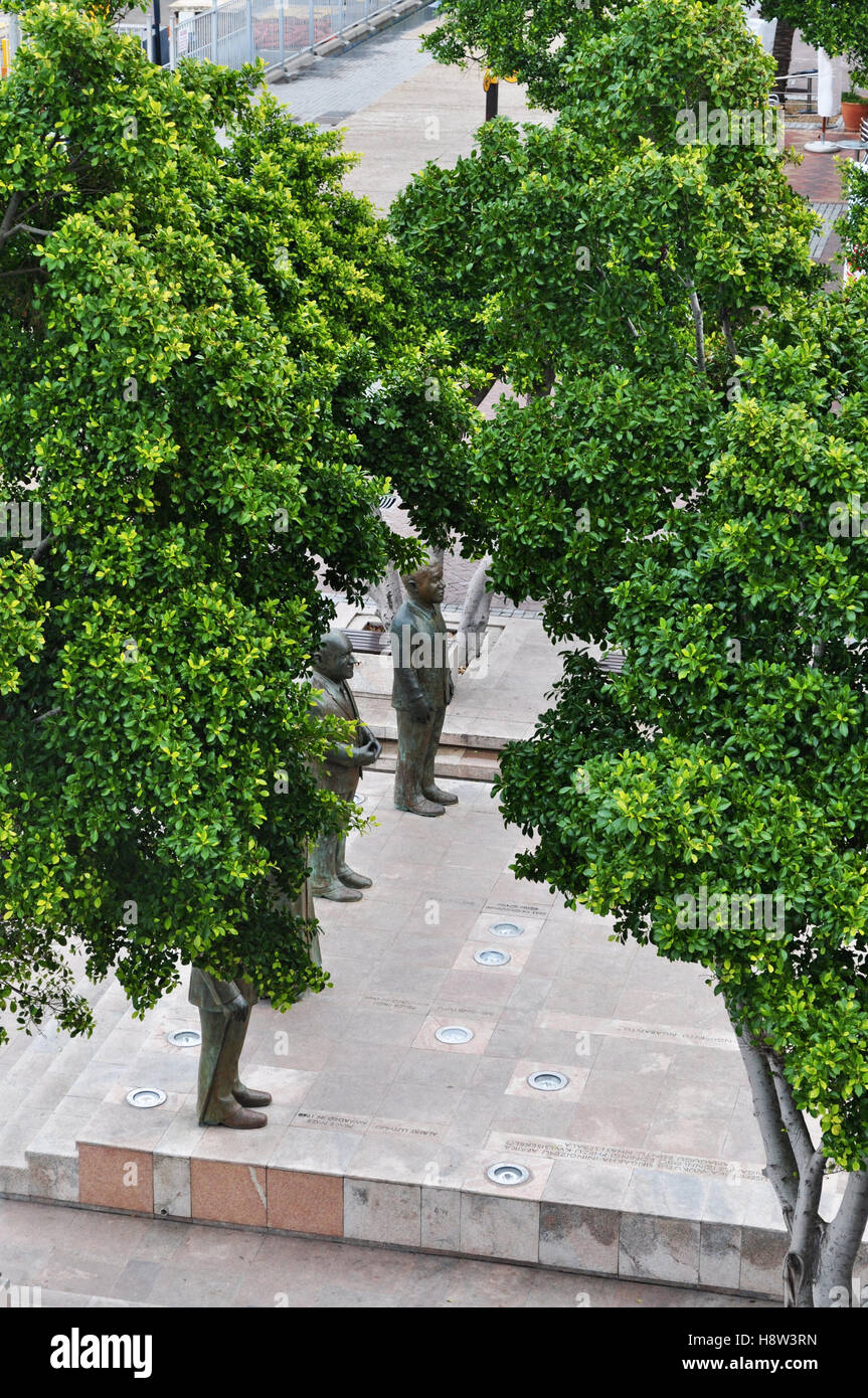 Cape Town, South Africa: a glimpse of the statues of Nobel Square dedicated to South Africa's Nobel Peace Prize laureates Stock Photo