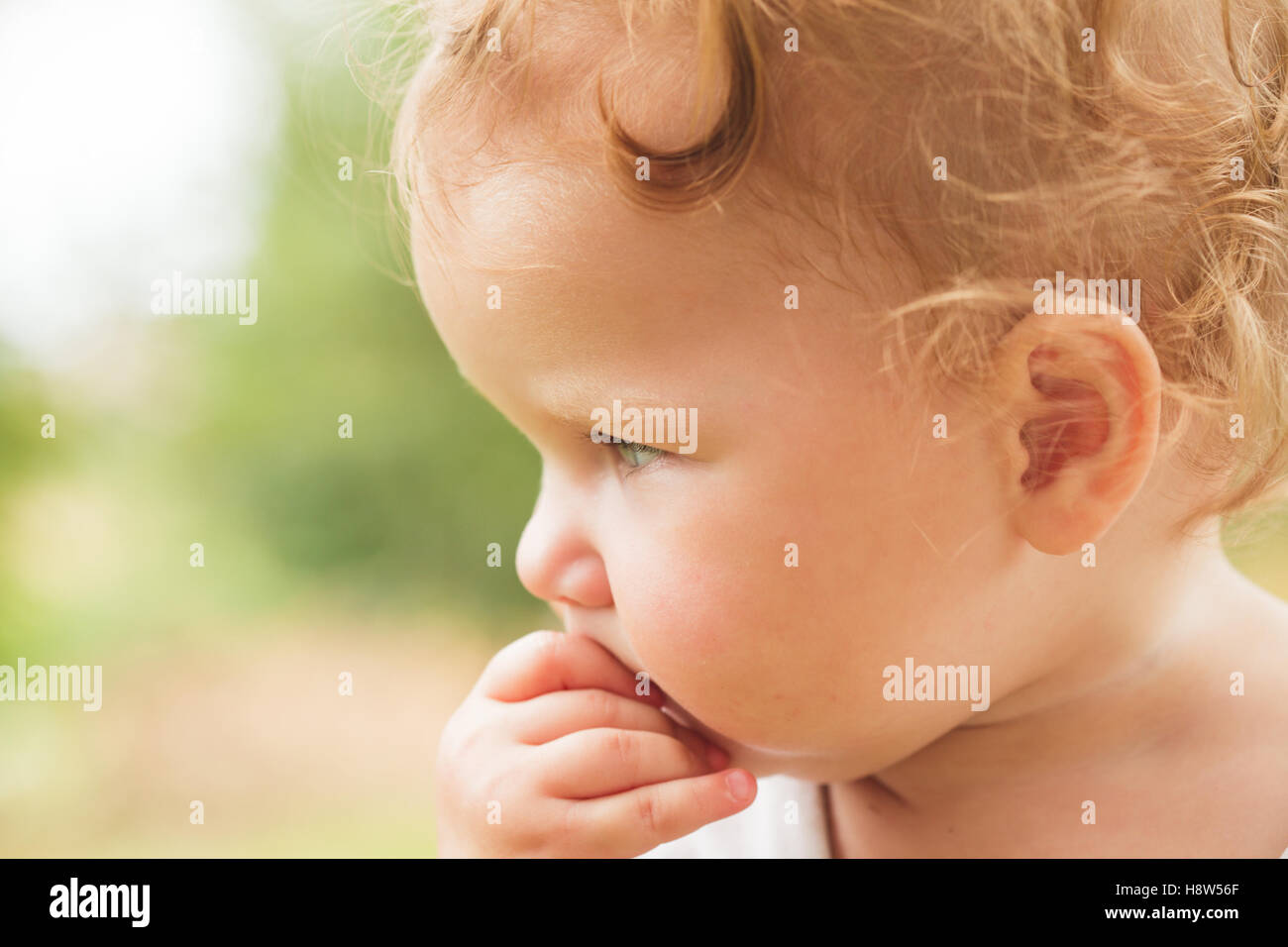 Baby girl portrait outdoor Stock Photo - Alamy