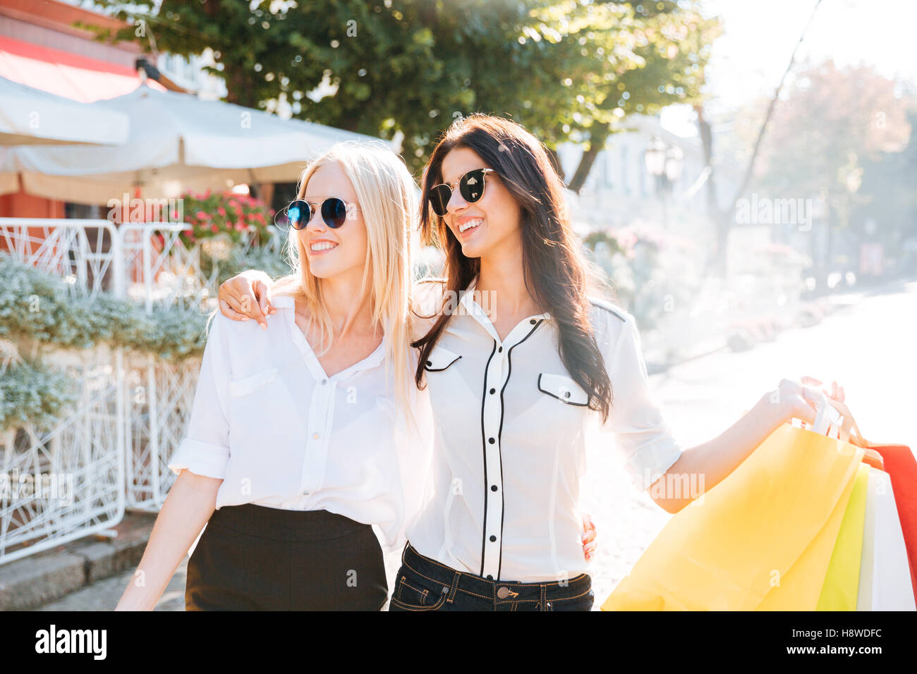 Beautiful women walking street hi-res stock photography and images - Alamy