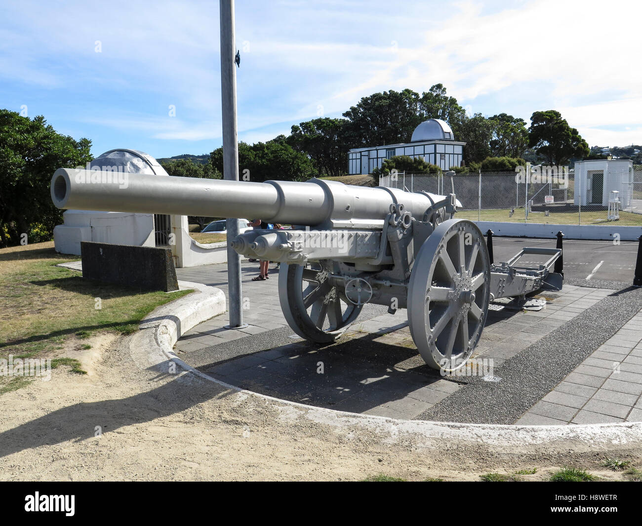 Dominion Observatory featuring the Fried Krupp AG gun at Wellington, New Zealand Stock Photo