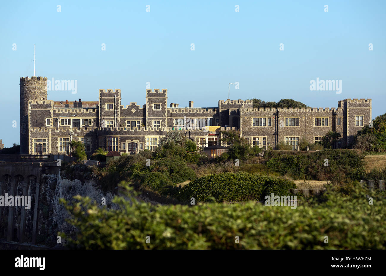 View of Kingsgate Castle on the cliff-top above Kingsgate Bay, Kent ...