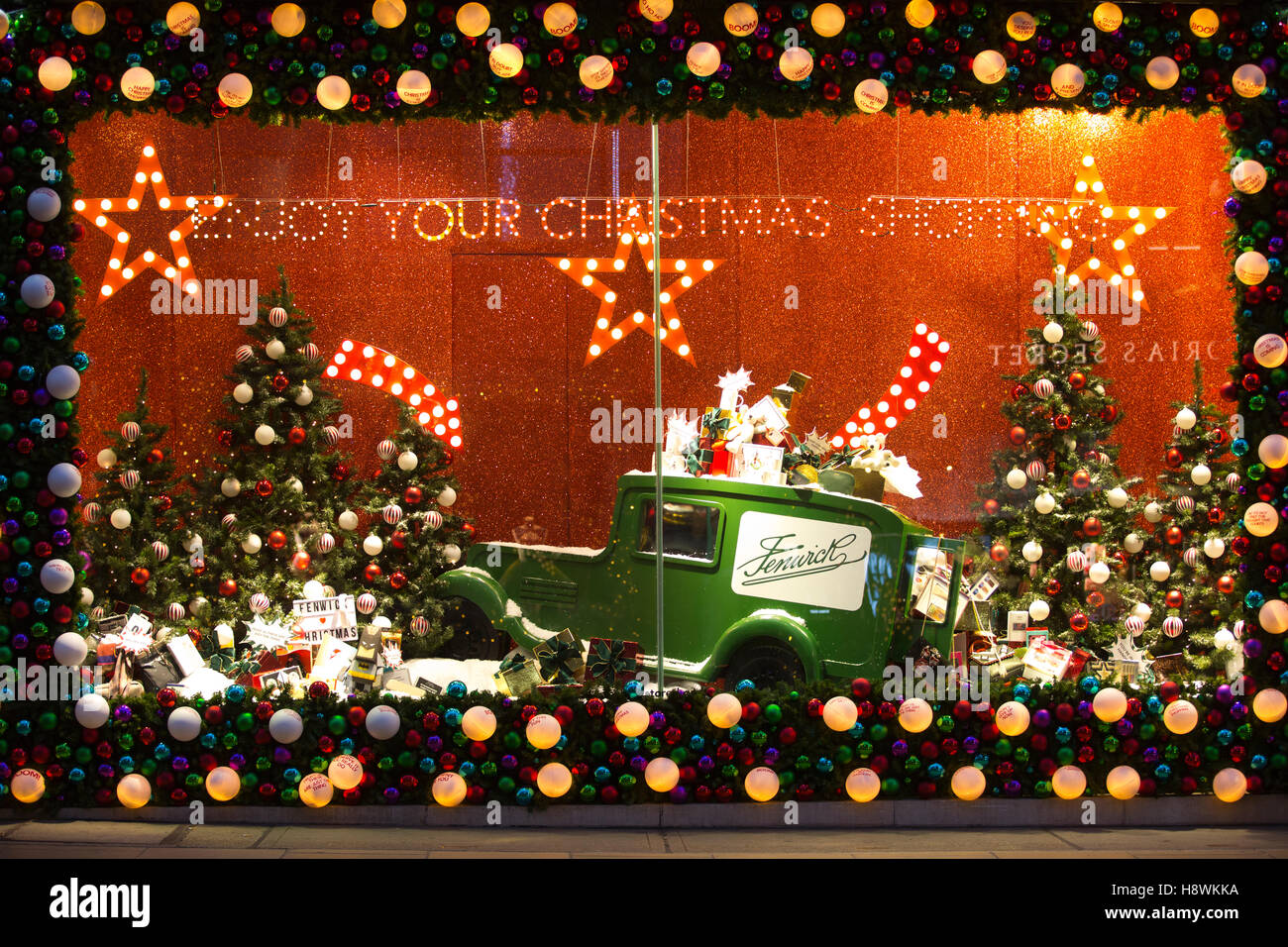 Fenwick Christmas Window Display Stock Photos Fenwick Christmas