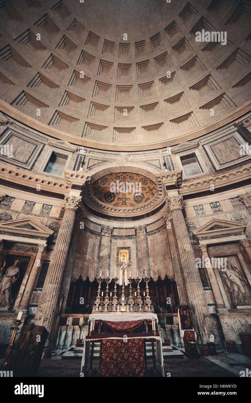 Interior of the pantheon hi-res stock photography and images - Alamy