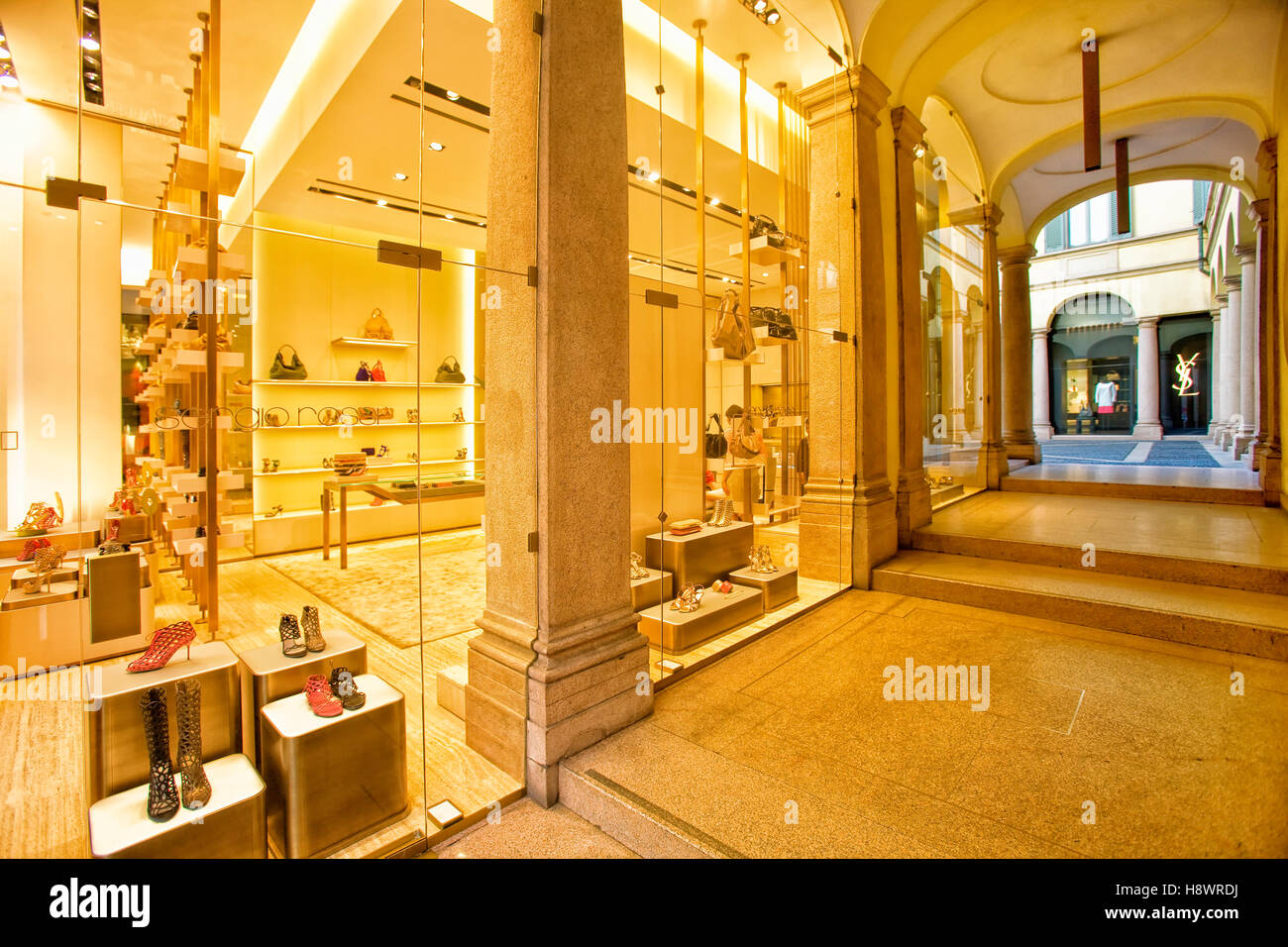 Italy milan louis vuitton store hi-res stock photography and images - Alamy