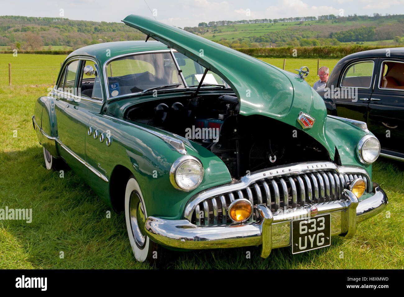 1950s American Buick Eight Roadmaster with bonnet raised Stock Photo