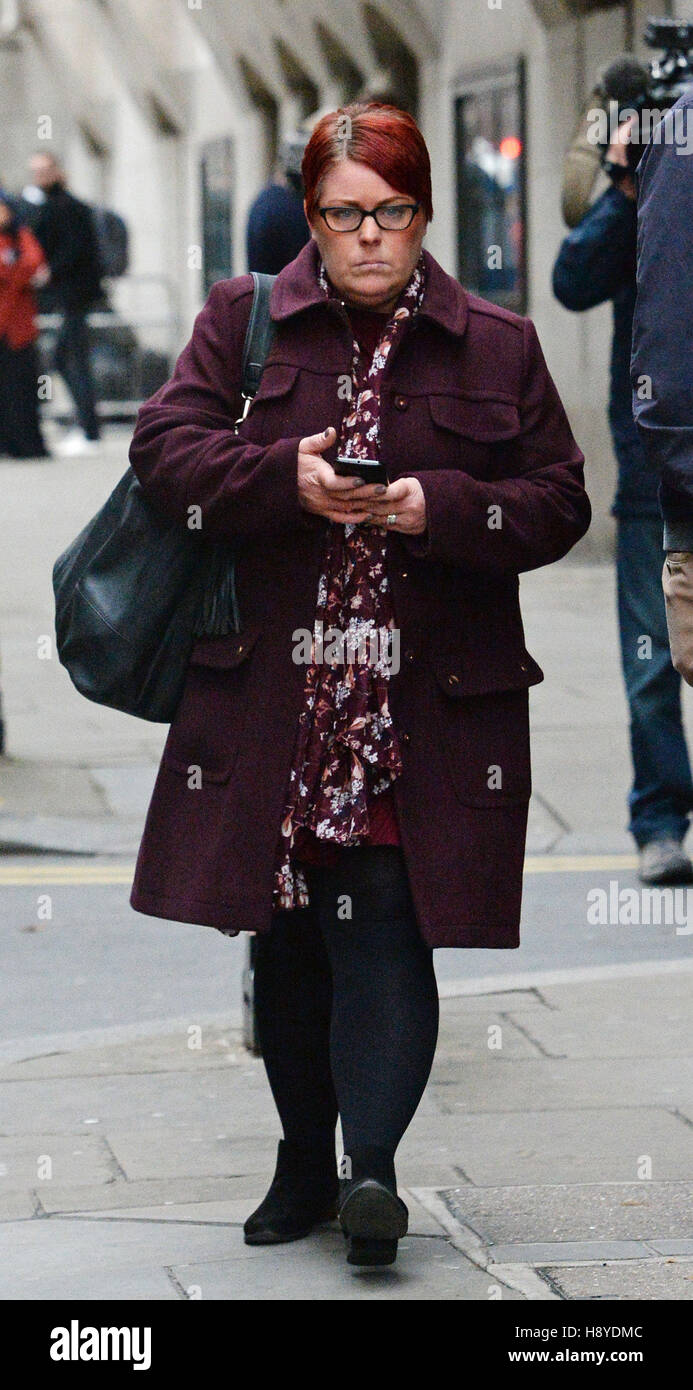 Witness Louise Keskin leaves the Jo Cox MP murder trial after giving evidence at the Old Bailey in London. Stock Photo