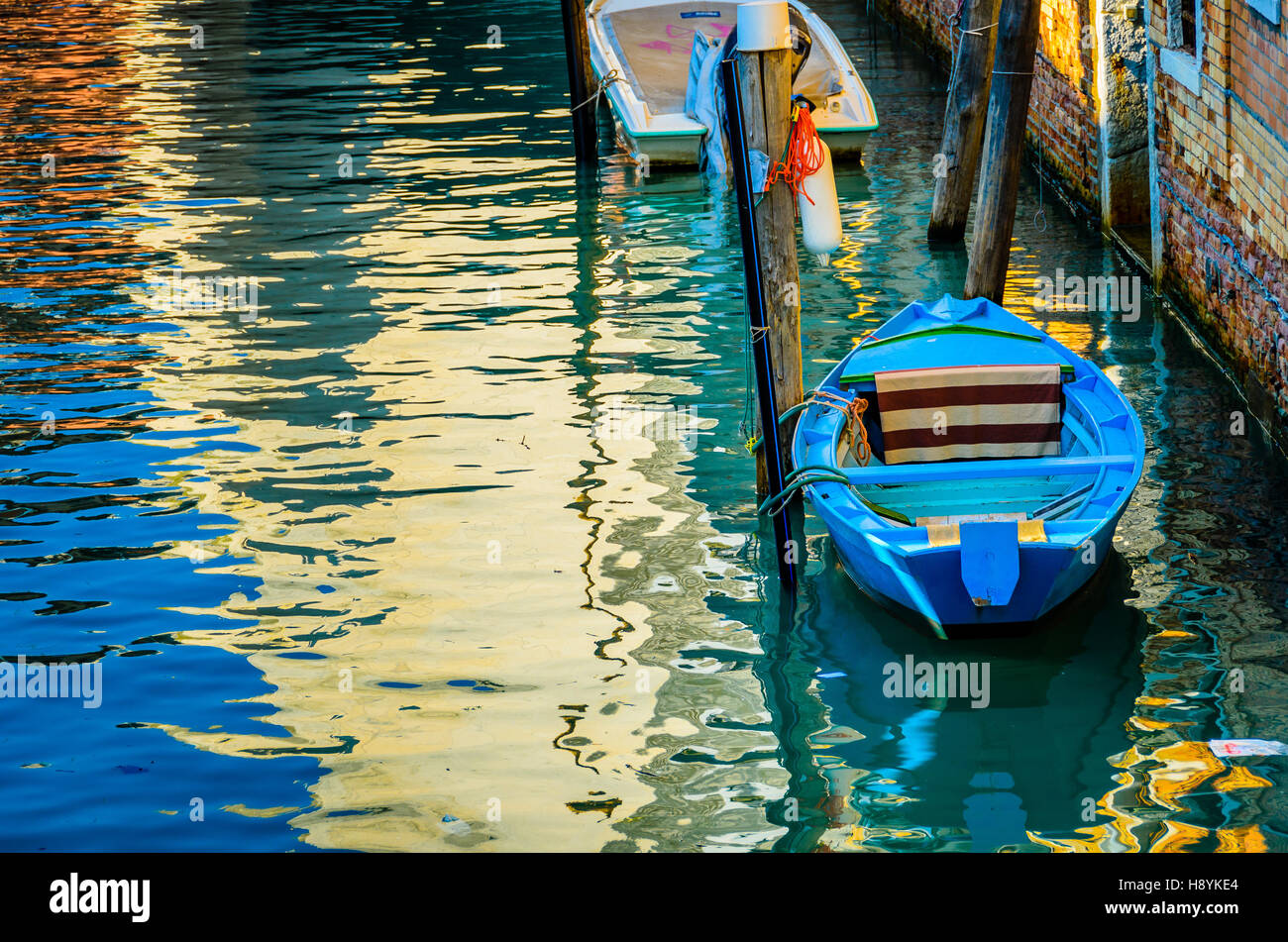 Venice boat canal hi-res stock photography and images - Alamy