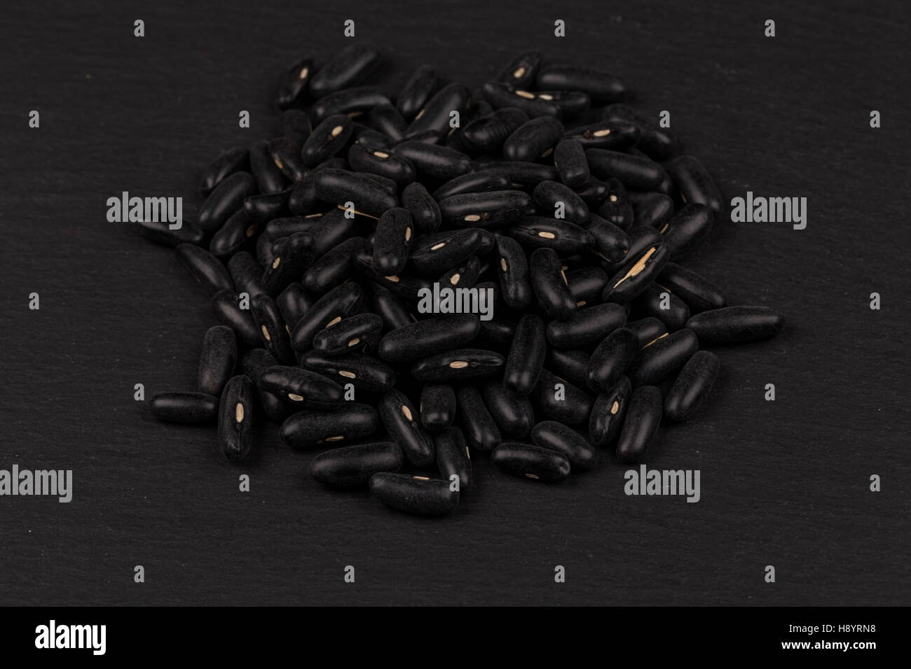 Black eyed peas beans pile close up shot Stock Photo Alamy