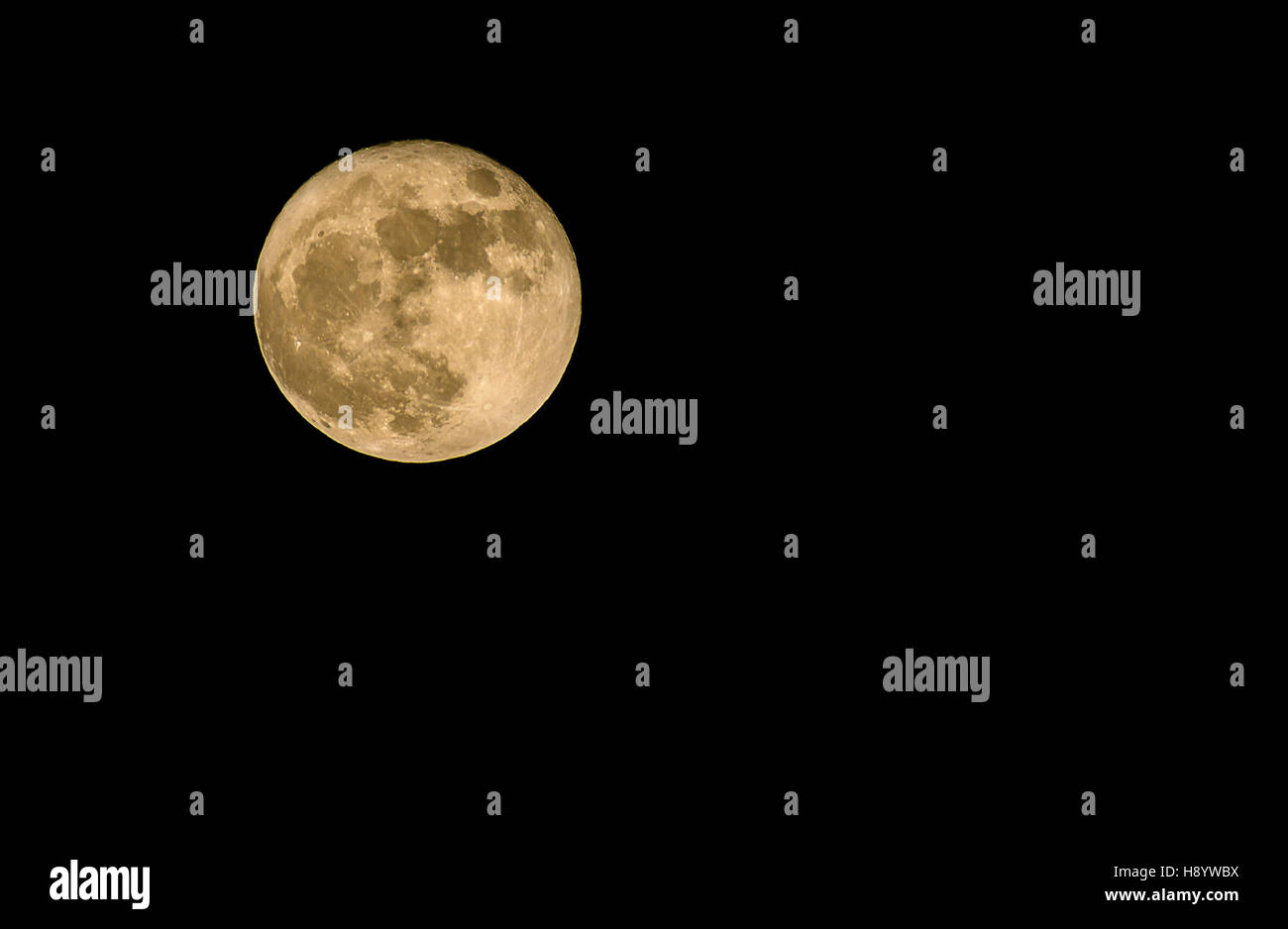 Supermoon rising in the Texas night sky on November 14, 2016 Stock ...