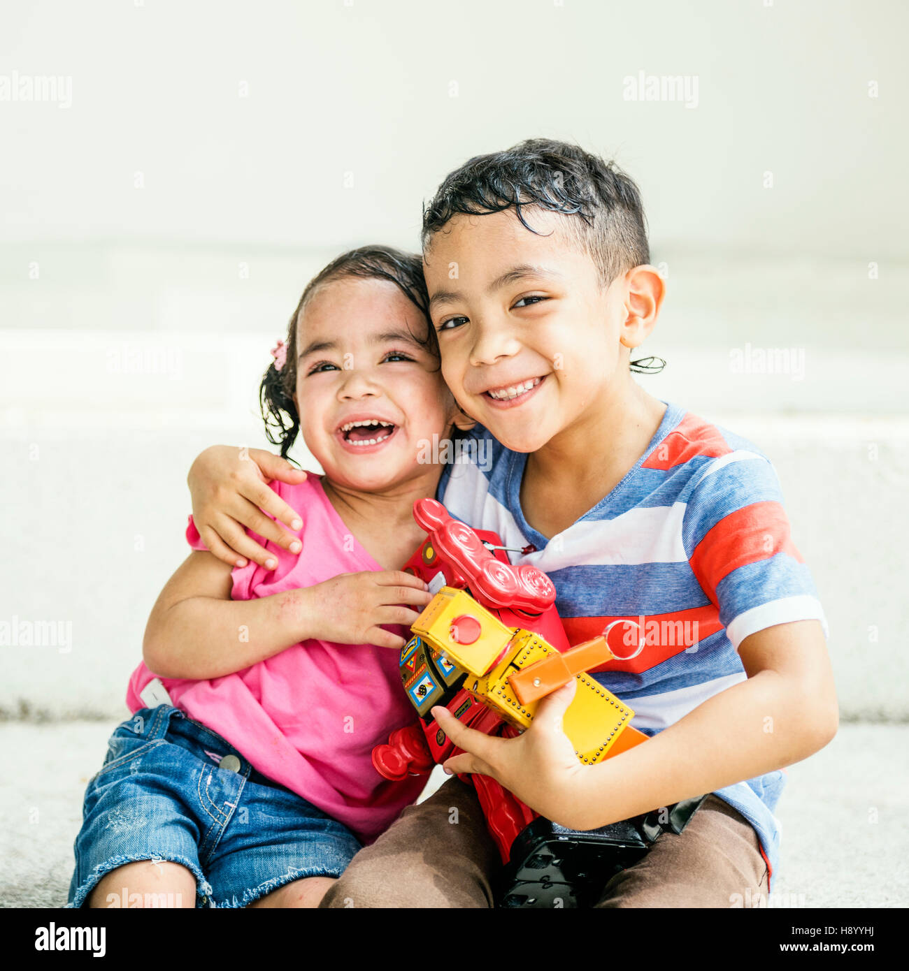 Brother Sister Elementary Childhood Kid Playful Concept Stock Photo Alamy