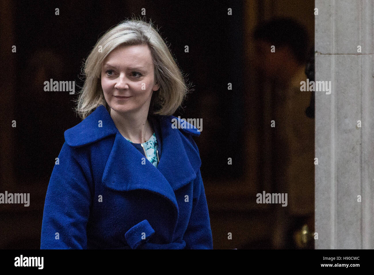 London, UK. 10th January, 2017. Elizabeth Truss MP, Lord Chancellor and Secretary of State for Justice, leaves 10 Downing Street following a Cabinet meeting. Credit: Mark Kerrison/Alamy Live News Stock Photo