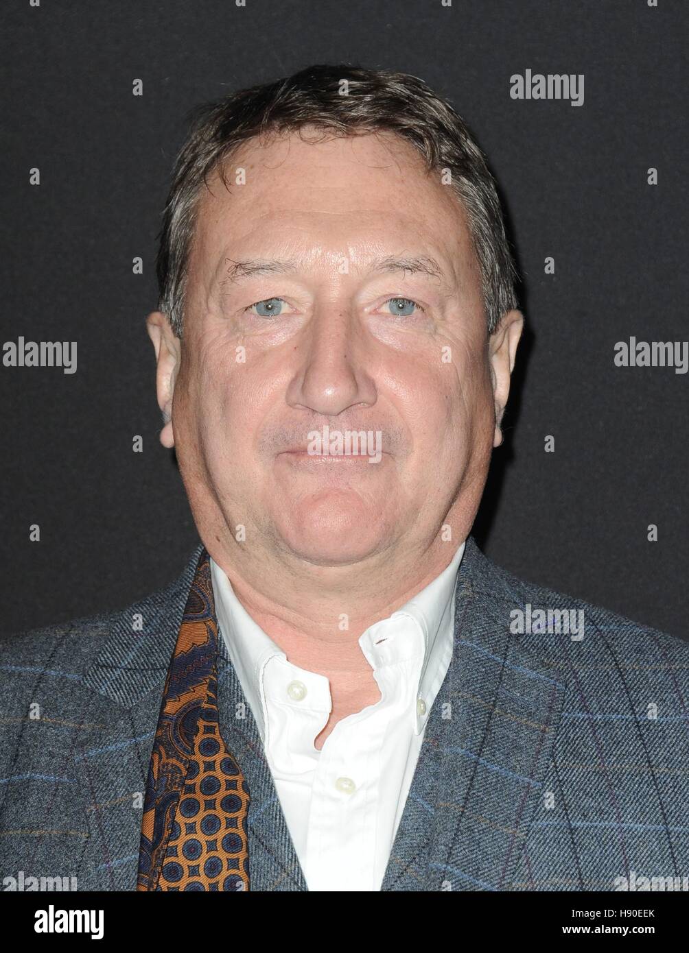Los Angeles, CA, USA. 9th Jan, 2017. Steven Knight at arrivals for FX Season Premiere of TABOO, Directors Guild of America (DGA) Theater, Los Angeles, CA January 9, 2017. © Dee Cercone/Everett Collection/Alamy Live News Stock Photo