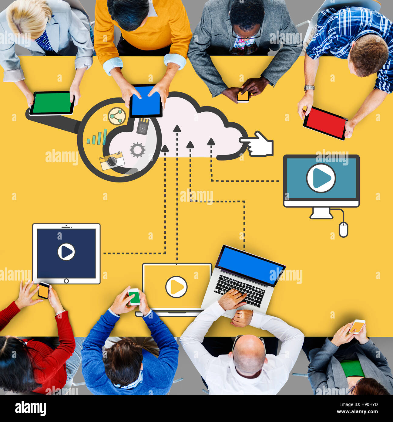 Cloud Storage Connection Devices Technology Concept Stock Photo - Alamy