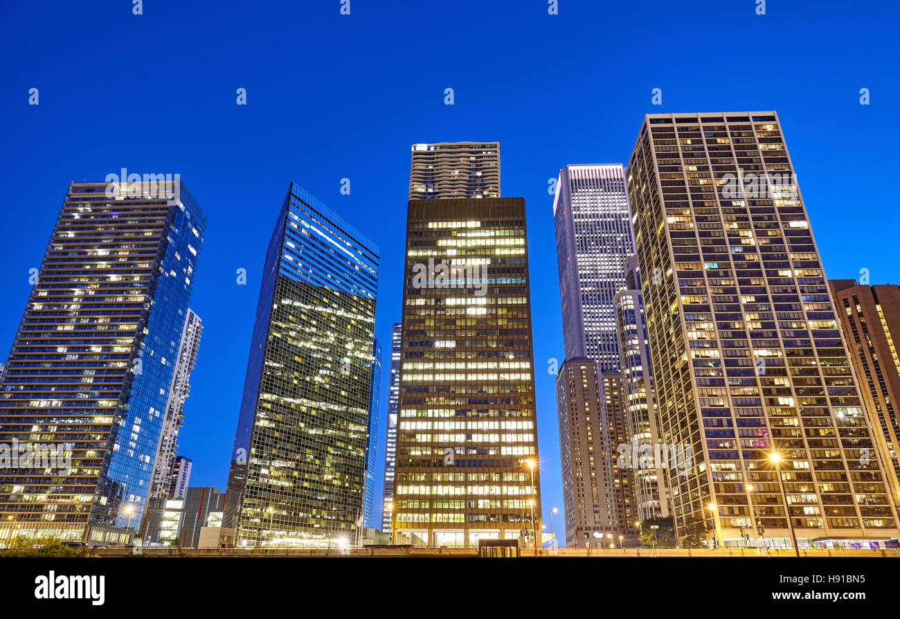 Chicago city skyscrapers hi-res stock photography and images - Alamy