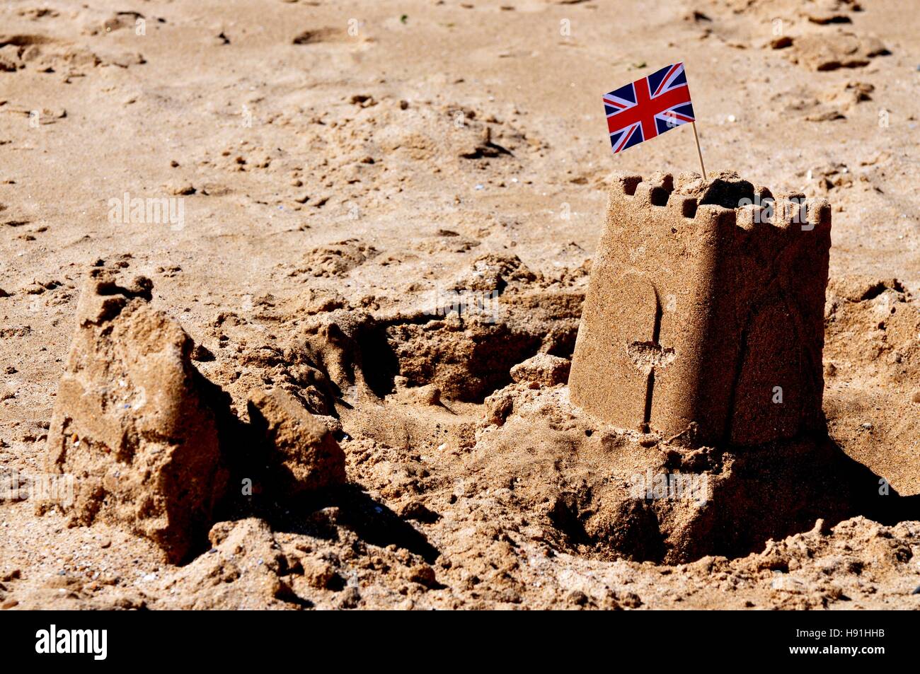 Uk flag in sandcastle hi-res stock photography and images - Alamy