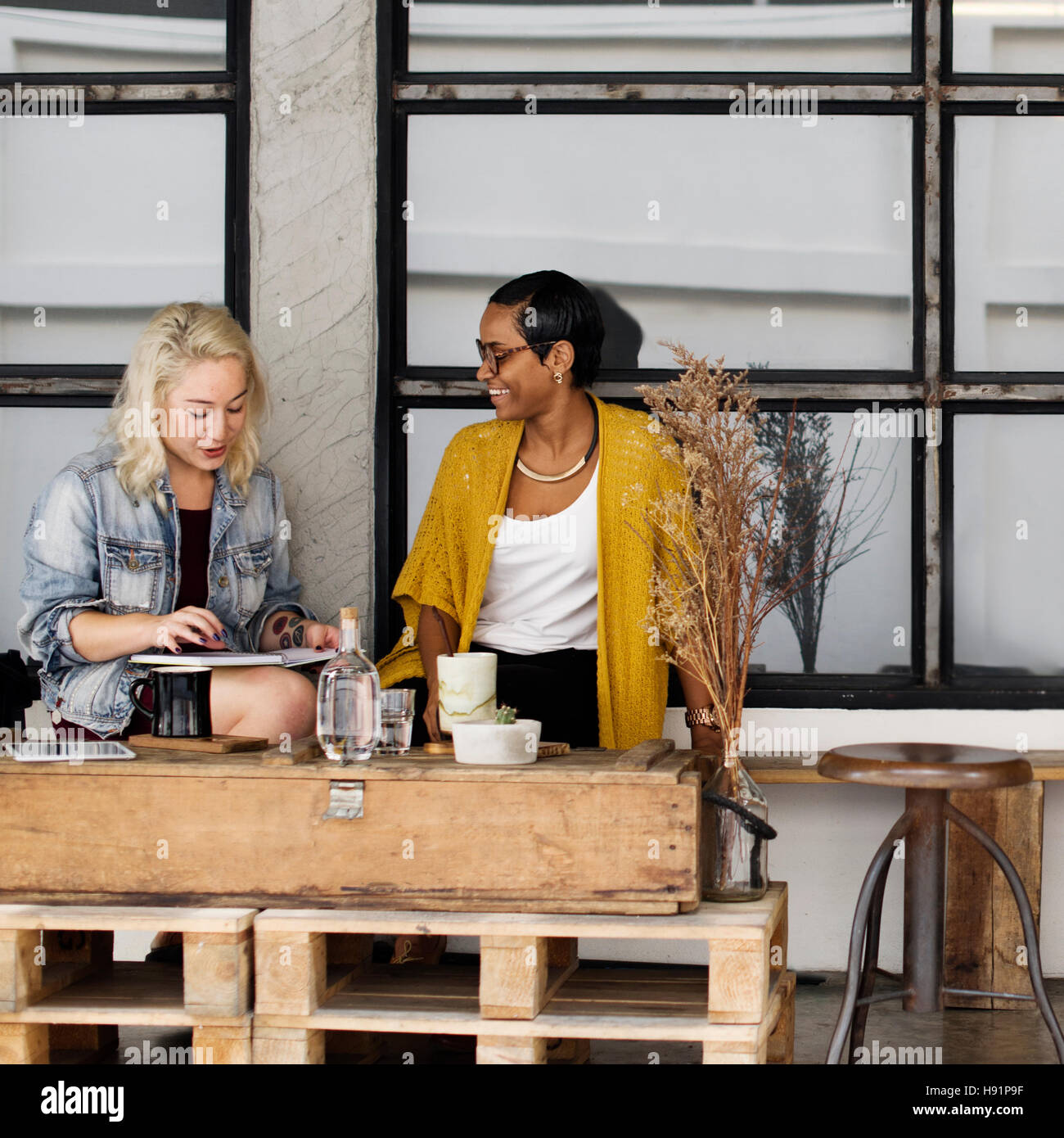 Coffee Shop Cafe Relaxation Lifestyles Leisure Concept Stock Photo Alamy