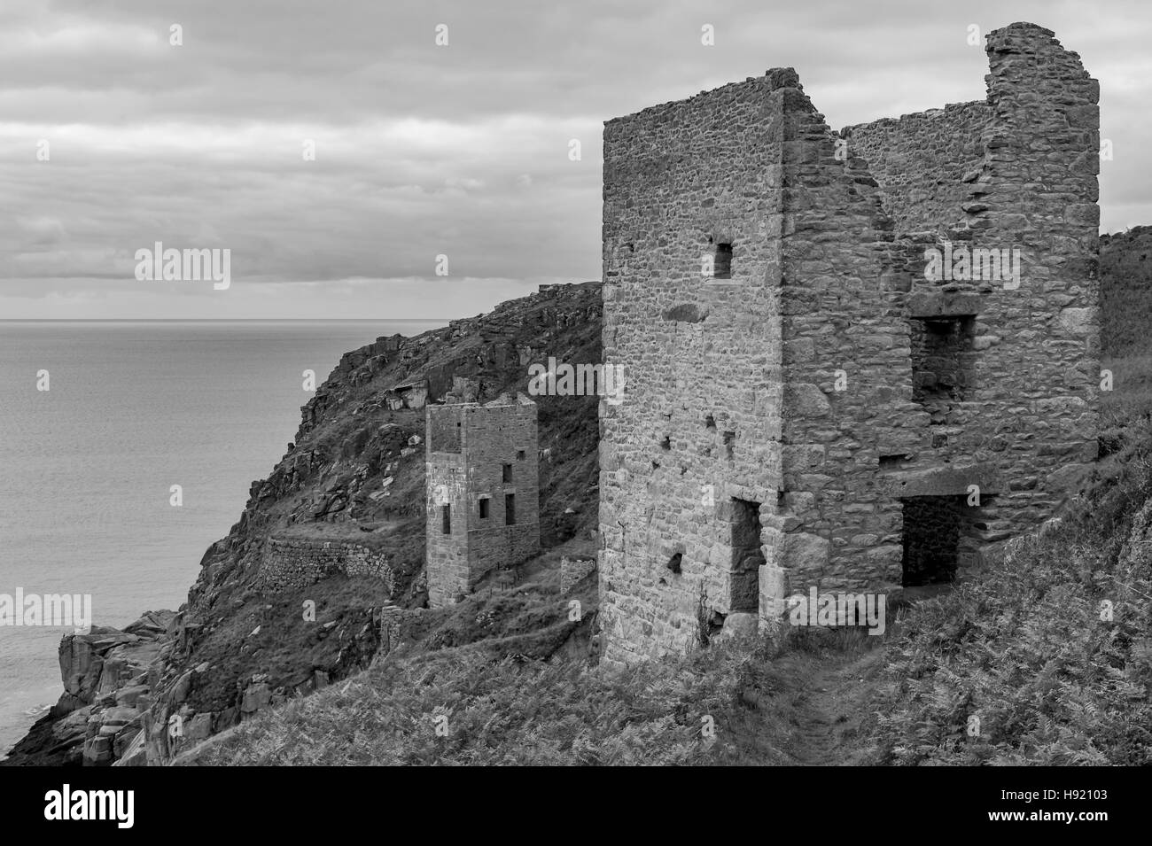 Cornwall Engine Houses/Tin MInes ancient  relics from an industrial past Stock Photo