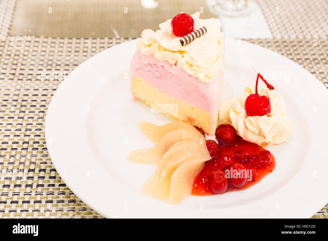 Strawberry Ice cream cake with fruit Stock Photo - Alamy