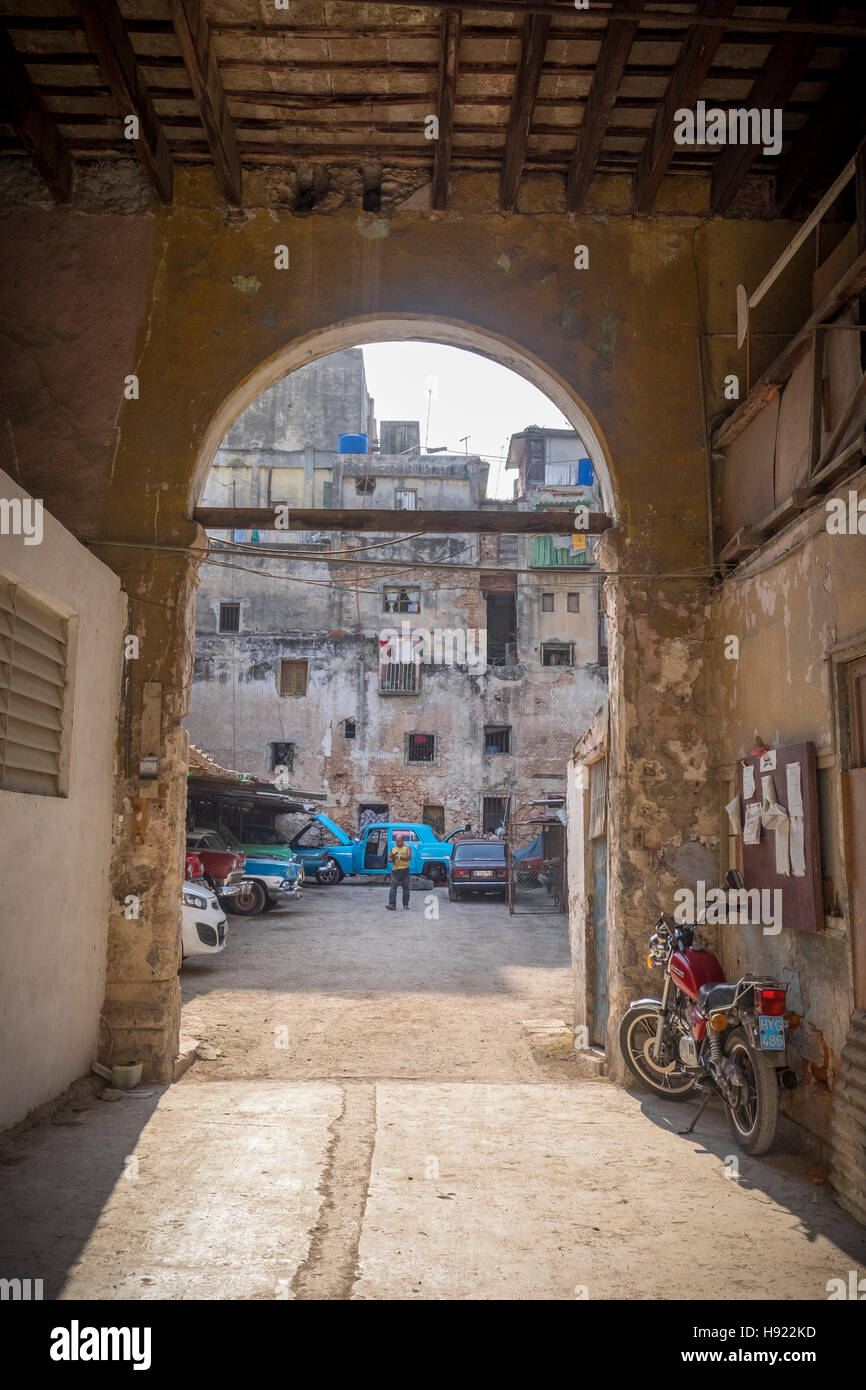 Havana, Cuba: Street scenes, auto repair lot, Old Havana Stock Photo