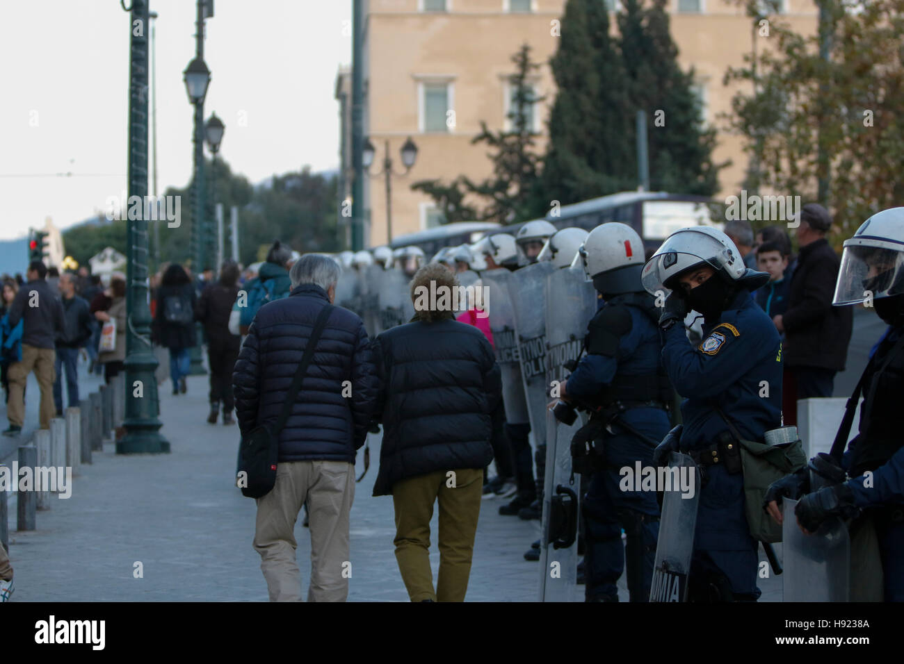 Athens, Greece. 17th Nov, 2016. Riot police officers stand in a long ...