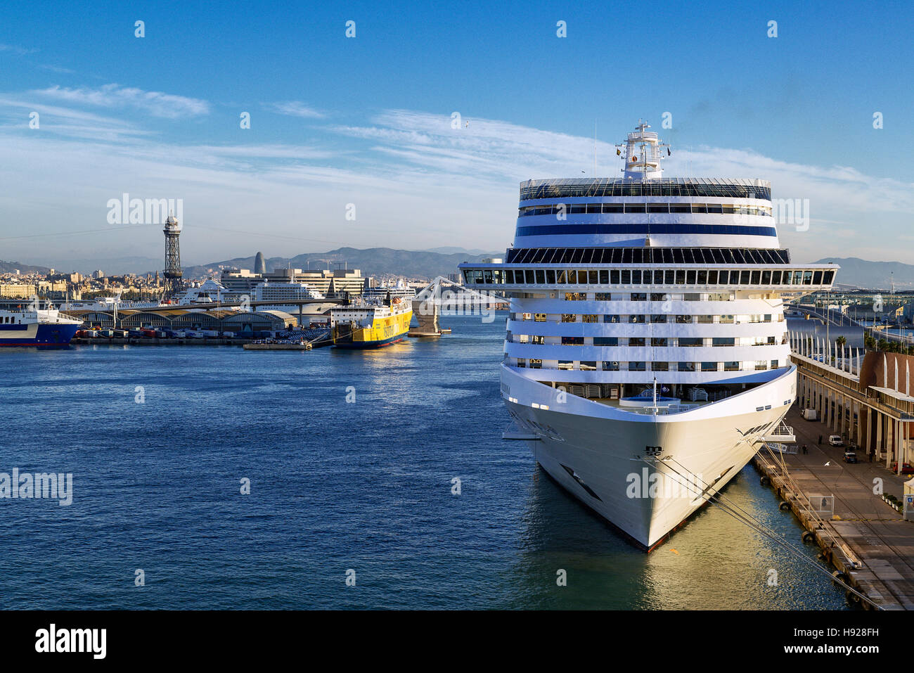 Docked cruise ship sunset hi-res stock photography and images - Alamy