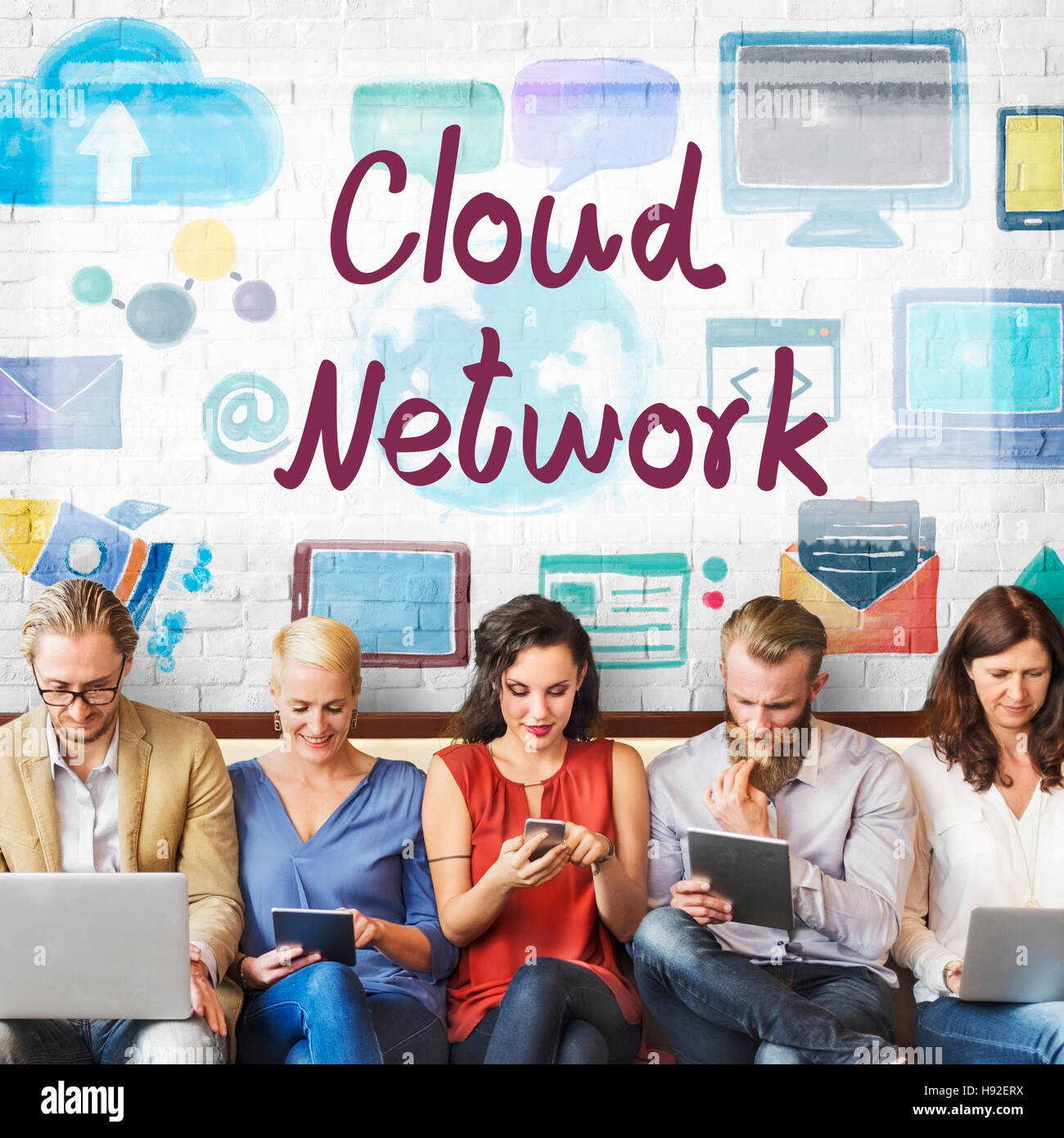 Network and cloud computing hi-res stock photography and images - Alamy