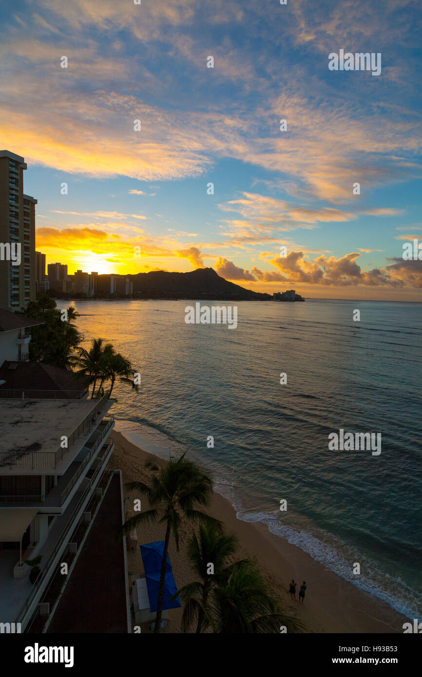 Sunrise, Diamond Head, Waikiki Beach, Oahu, Hawaii Stock Photo Alamy