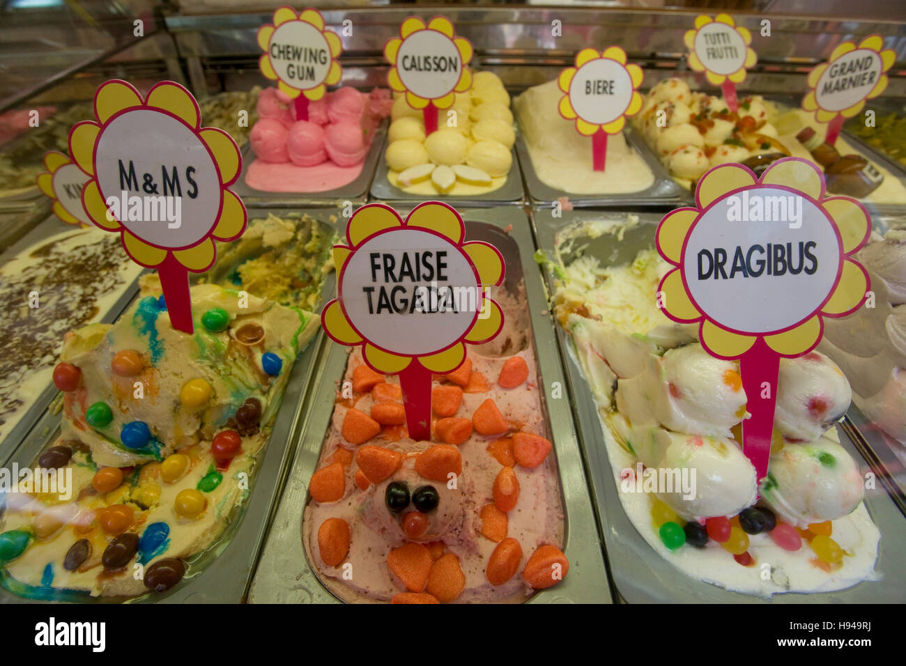 Various sorts of icecream, icecream parlor Fenocchio, Nice, Cote d