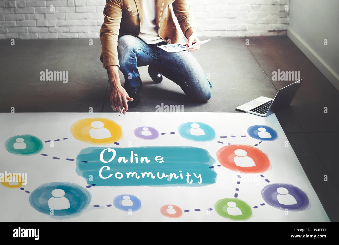 Online Community Sharing Communication Society Concept Stock Photo - Alamy
