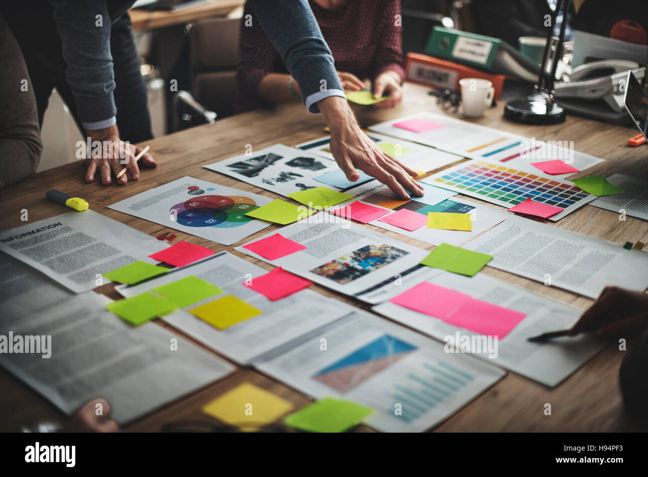 Business People Diverse Brainstorm Meeting Concept Stock Photo - Alamy