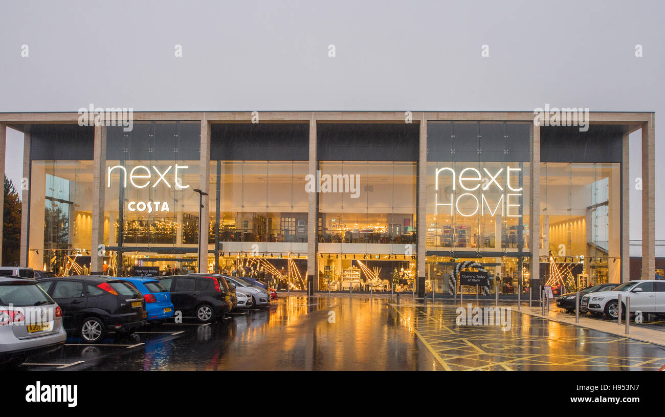 Handforth Dean, Wilmslow, Cheshire, UK. 18th November 2016. The