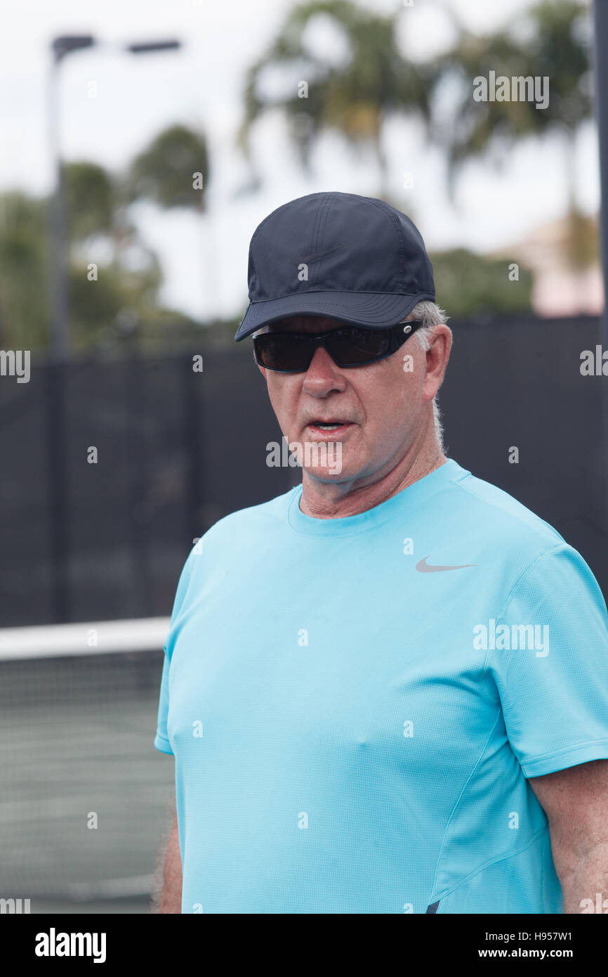 Boca Raton, Florida, USA. 18th Nov, 2016. Alan Thicke from Growing Pains at the Chris Evert Pro-Celebrity Tennis Classic in Boca Raton FL, November 18, 2016 Credit:  The Photo Access/Alamy Live News Stock Photo