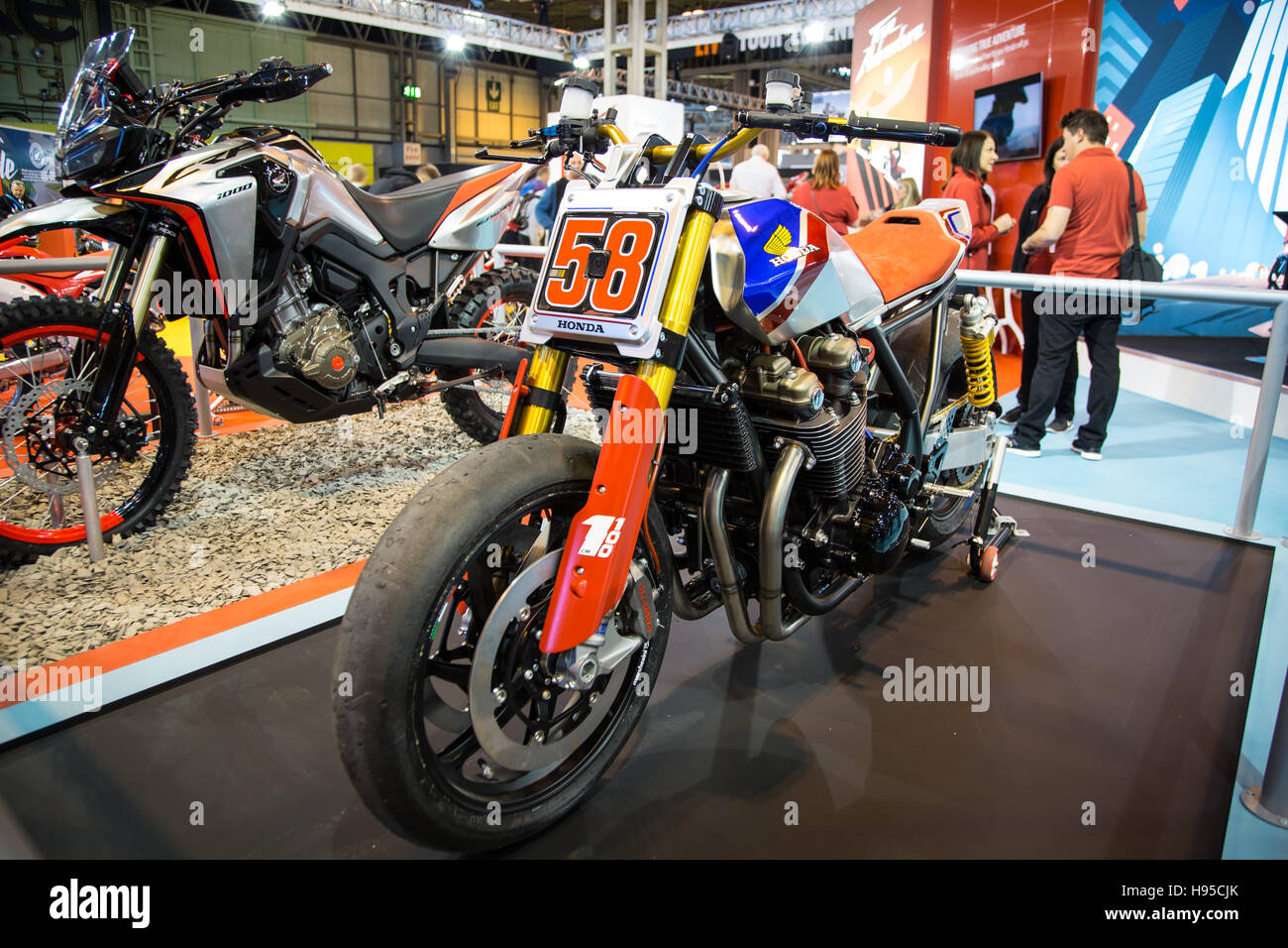 Birmingham Uk 19th Nov 2016 The Cb1100tr Concept On Display On The Honda Stand At Motorcycle Live Credit Steven Roe Alamy Live News Stock Photo Alamy