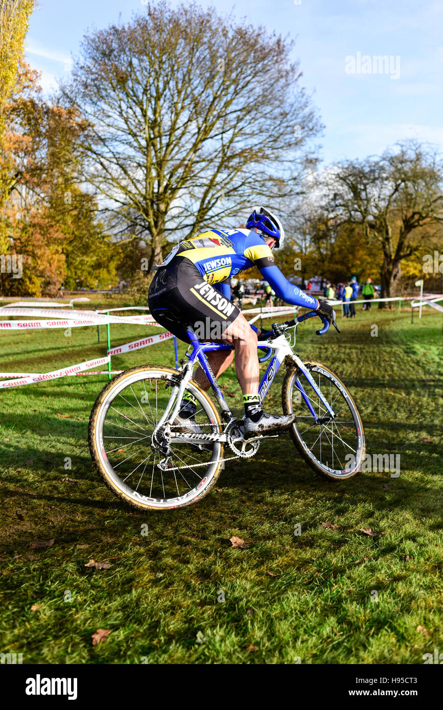 Racing cyclo cross race uk hi-res stock 