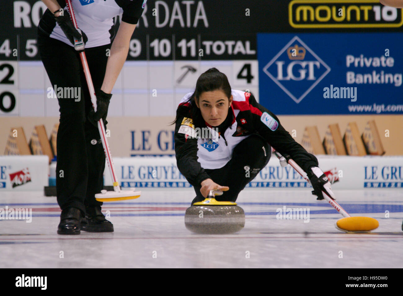 Braehead Arena, Renfrewshire, Scotland, 19 November 2016. Binia ...