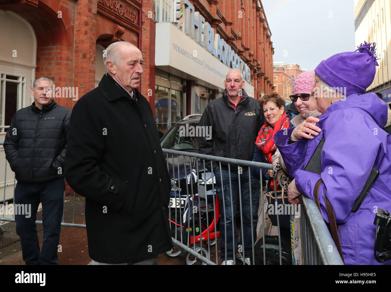 Len goodman ballroom hi-res stock photography and images - Alamy