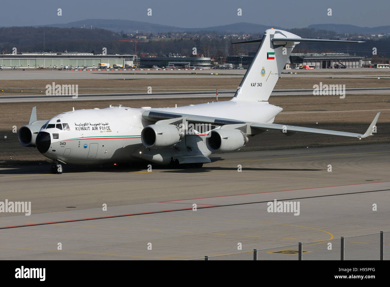 Stuttgart, Germany – March 14, 2016: Kuwait Air Force, Boeing C17 Stock ...