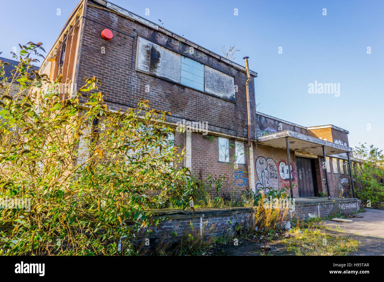 Buildings that are listed for demolition that are on Old Leeds Road